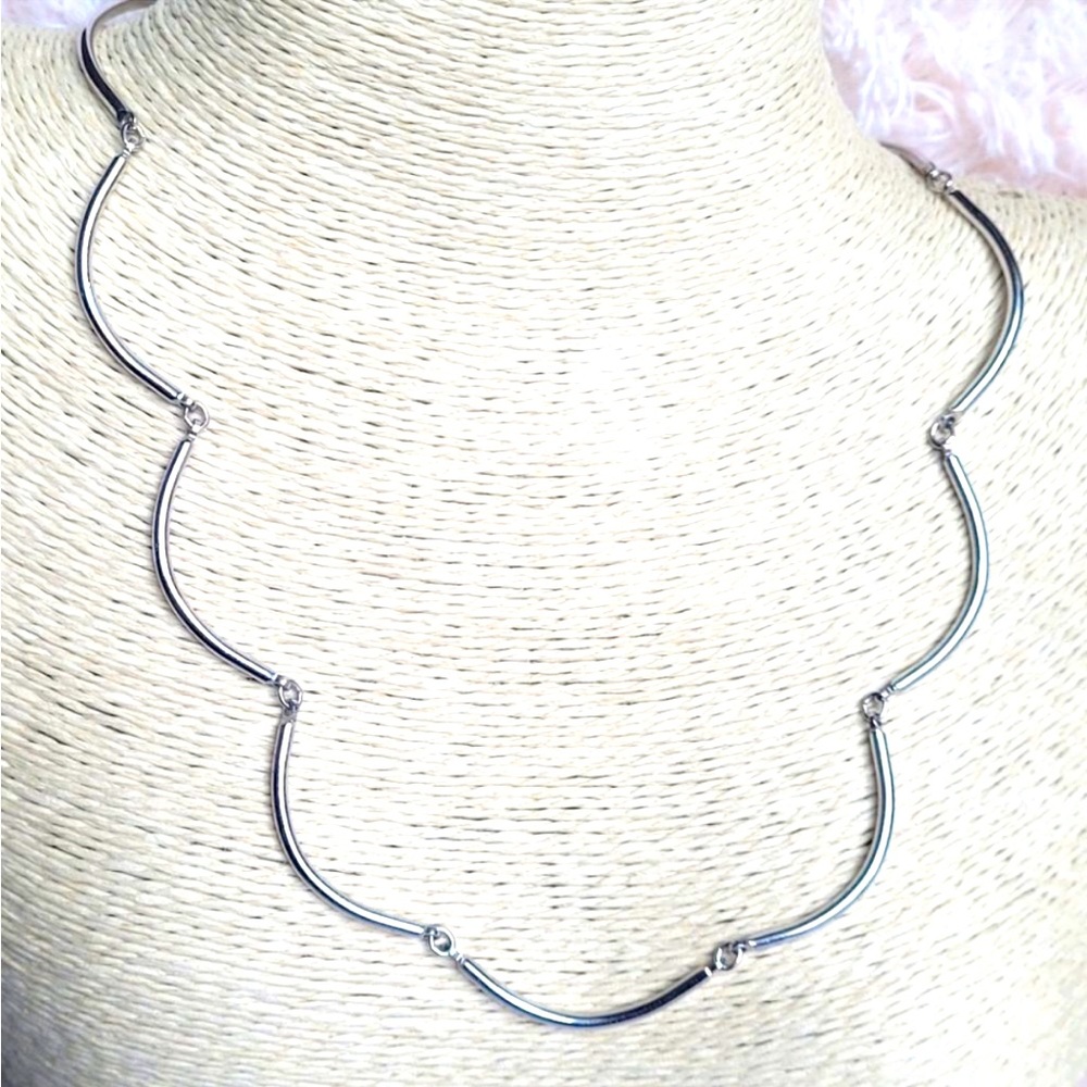 💗 Adorable Scalloped Sarah Coventry 17" Necklace RARE EUC Vintage